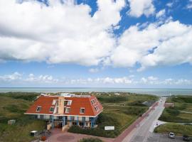 布伦海滨酒店，位于比伦的海滩酒店