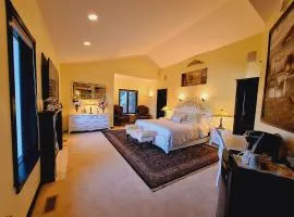 Villa Bellissimo FranTalia - Néo-Classical Résidence & Galleriséum