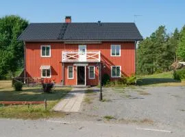 Awesome Home In Valdemarsvik With Wifi