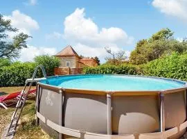 Amazing Home In Saint-Privat-Des-Prés