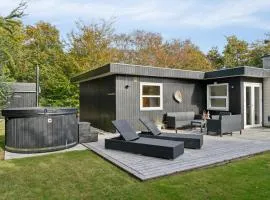 Enjoy A Holiday Just 200 M From Ringkøbing Fjord
