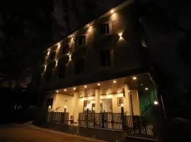 Hotel Indra Palace
