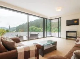 Beautiful townhouse 20km from Bilbao