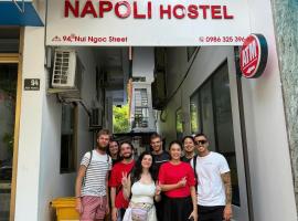 Napoli Hostel，位于吉婆岛的酒店