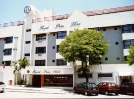 Mano`s Royal Hotel, unidade nº 204，位于若昂佩索阿Tambau的酒店