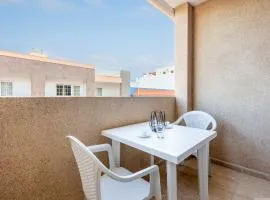 2B Apartamento Abrigos, Wifi y balcón