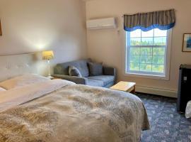 石堡乡村旅馆，位于英戈尼什海滩的酒店