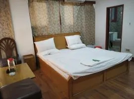 Hotel Ruby and Restaurant