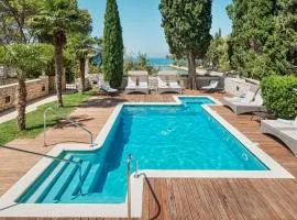 Pet Friendly Home In Supetar With House Sea View