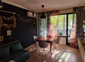 Homey art apartment next to Drujba lake Metro stations and bul.Tsarigradsko Shose
