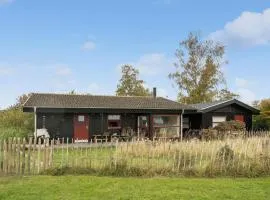 Amazing Home In Askø With Kitchen