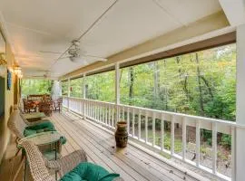 Secluded Cottage with Hot Tub in North Georgia!