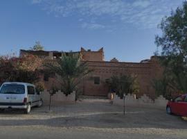 Kasbah Berbere Ouriz，位于阿格兹的酒店