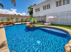 3 Palms Lagoon Pool Villa