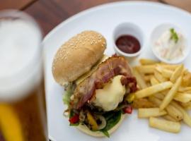 BB Hotel，位于马德望的酒店