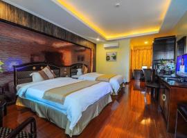 Interpark Hotel，位于奥隆阿波的酒店