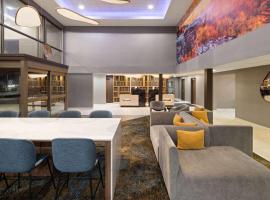La Quinta Inn & Suites by Wyndham Yakima Downtown，位于亚基马的酒店