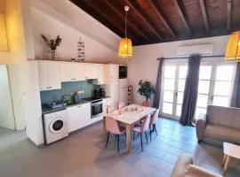 Lovely 1BR in Old Town - City Center & 4min to Beach