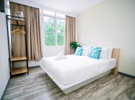 Swing & Pillows - Putrajaya Selangor，位于普特拉贾亚的酒店