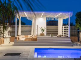 Aqua View Villa Pessada，位于佩萨达的酒店