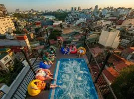 Lakeview Backpackers Hostel & Rooftop Bar