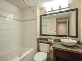 温尼伯机场桑德曼套房酒店，位于温尼伯的浪漫度假酒店