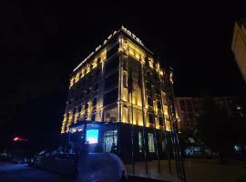 Shedevr Plaza Navoiy，位于纳沃伊的酒店