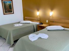 Hotel San Bernardino，位于Guaramirim的酒店