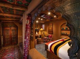 五美惠酒店，位于圣达菲的酒店