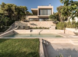 Athmonia Residence with Private Pool，位于Agios Spyridon的酒店