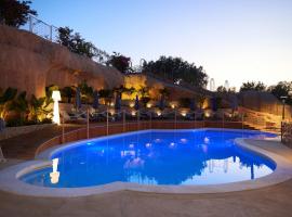 Villa Vittoria Hotel，位于阿尔卡莫的酒店