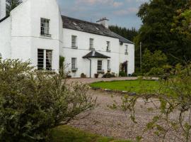 Killean Farmhouse Cottages，位于Auchnangoul的酒店