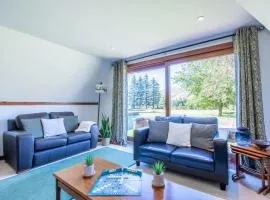 Chalet Caledonia Lodge by Interhome