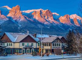 Basecamp Lodge Canmore，位于坎莫尔的酒店