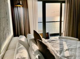 Damac Apartment شقة مع جاكوزي بإطلالة بحرية，位于吉达的酒店