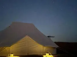 SAFARI-Glamping，位于Al Wāşil的度假短租房