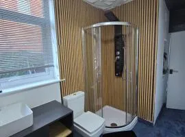 Ensuite room with private entrance and private garden