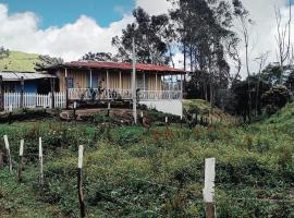 Refugio Paramo Trek Murillo，位于Murillo的酒店