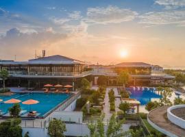 Oakwood Ha Long，位于下龙湾的酒店