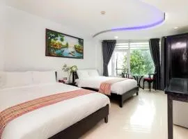 Saigon Pink Hotel