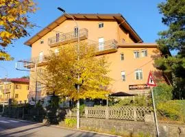 Hotel Veles