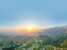 Hotel Bob's N Barley Luxury Room Best Hotel in McLeod Ganj