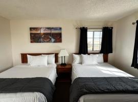 071B Private Studio near Grand Canyon South Rim Sleeps 6- No Kitchen，位于瓦莱的酒店