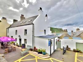 Garden Arms Hotel，位于Gardenstown的酒店