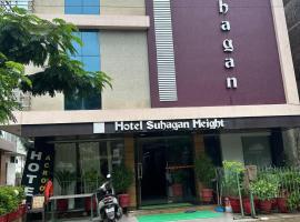 Hotel suhagan heights，位于阿布罗阿德的酒店