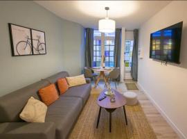 La Petite Parenthèse -Studio - Bain à Bulles - 250m plage，位于埃特勒塔的酒店