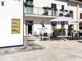Villavità，位于阿杰罗拉的带停车场的酒店