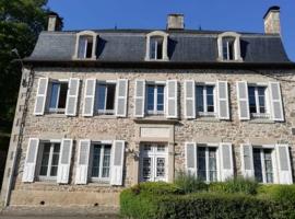 PascaleEscale，位于弗吉斯的酒店