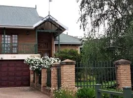 Clarens Mount Rose self-catering holiday house