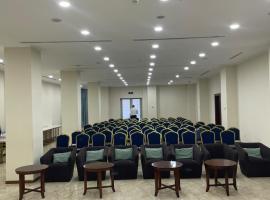 Hotel el amine，位于布米尔达斯的酒店